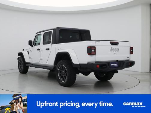 White 2020 Jeep Gladiator Overland