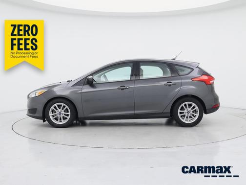 Gray 2018 Ford Focus SE