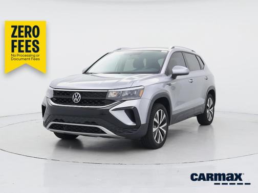 Gray 2022 Volkswagen Taos SE