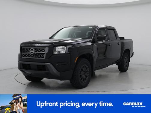 Black 2024 Nissan Frontier SV