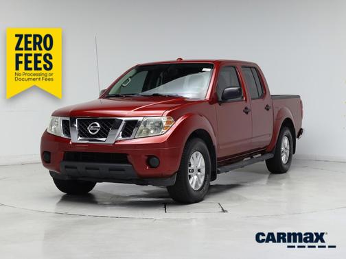 Red 2015 Nissan Frontier SV