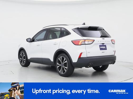White 2021 Ford Escape SE