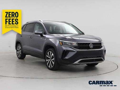 Gray 2024 Volkswagen Taos SE