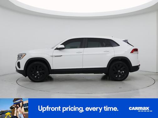 White 2024 Volkswagen Atlas Cross Sport SE w/Tech