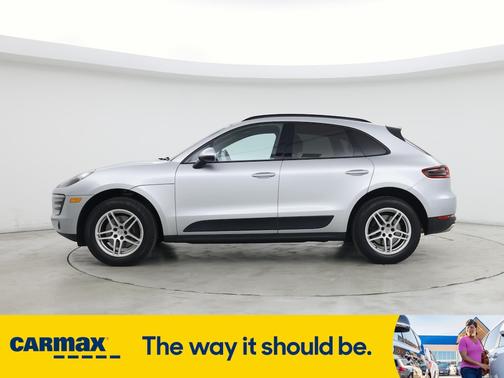2017 Porsche Macan