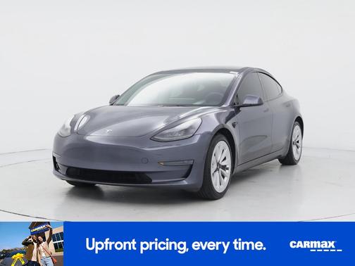 Black 2023 Tesla Model 3
