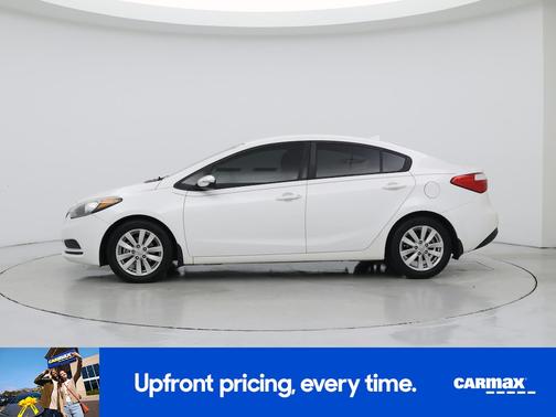 White 2016 Kia Forte LX