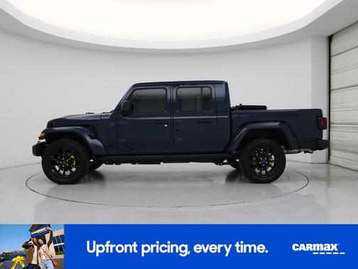 2025 Jeep Gladiator Nighthawk