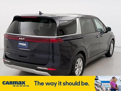 2023 Kia Carnival LX