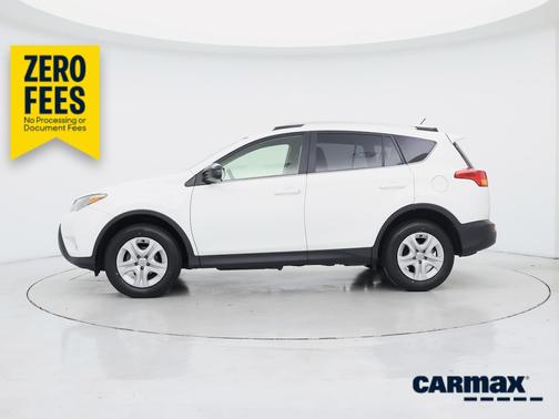 White 2015 Toyota RAV4 LE