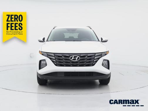 White 2022 Hyundai TUCSON SEL