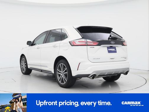 White 2019 Ford Edge Titanium