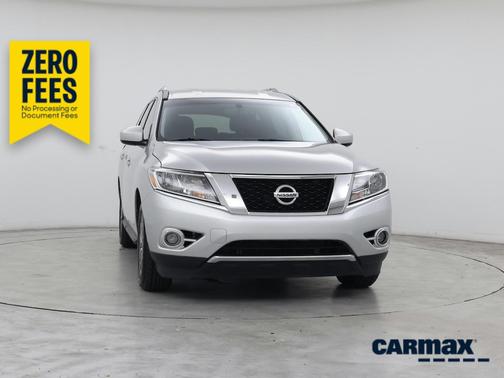 Silver 2016 Nissan Pathfinder SV