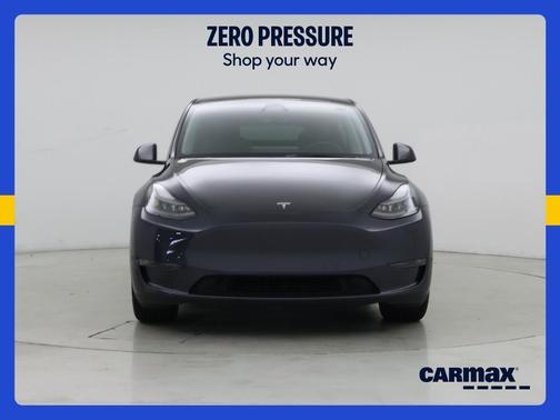 Gray 2025 Tesla Model Y Long Range