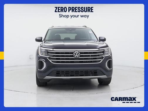 Black 2025 Volkswagen Atlas SE w/Tech