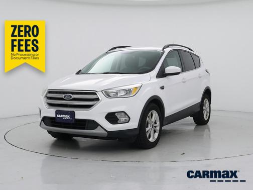 White 2018 Ford Escape SE