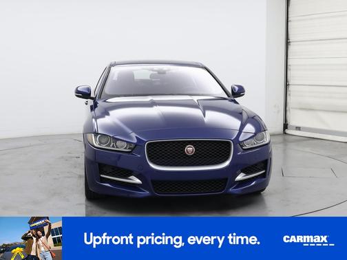 2017 Jaguar XE R-Sport