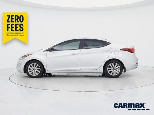 Silver 2015 Hyundai ELANTRA SE