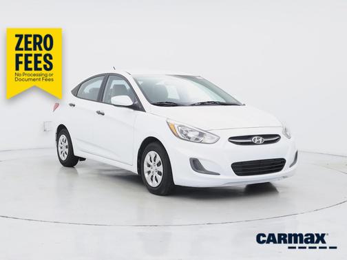 White 2016 Hyundai Accent SE