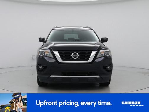 2017 Nissan Pathfinder SV