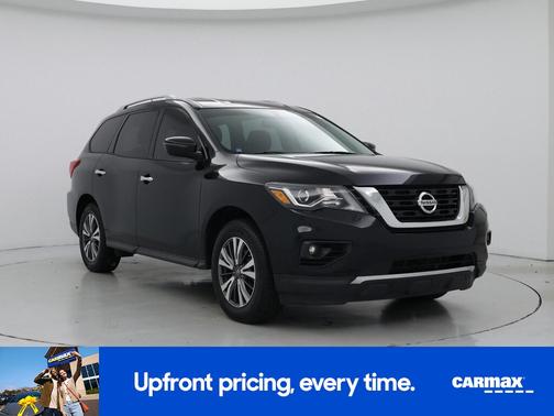 2017 Nissan Pathfinder SV