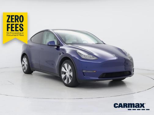 Blue 2023 Tesla Model Y Long Range