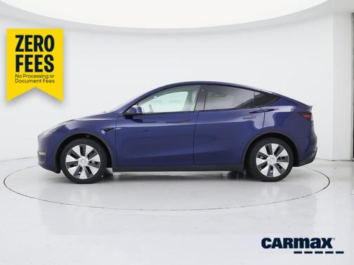 Blue 2023 Tesla Model Y Long Range