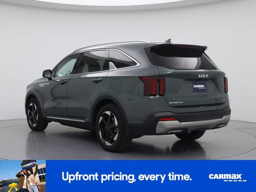 Green 2025 Kia Sorento Hybrid EX