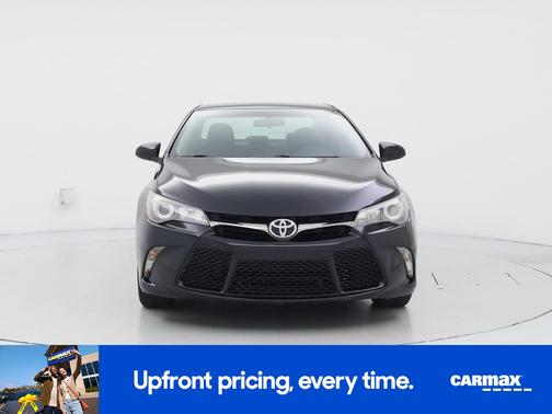 Black 2017 Toyota Camry SE