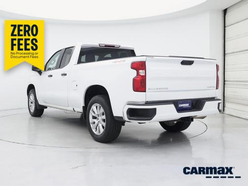 White 2022 Chevrolet Silverado 1500 Custom