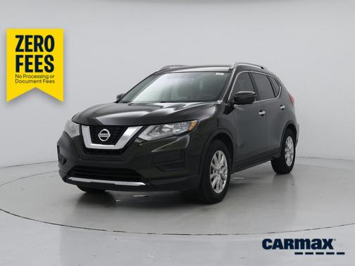 Green 2017 Nissan Rogue SV