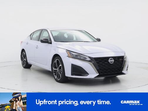 Pearl 2025 Nissan Altima SR
