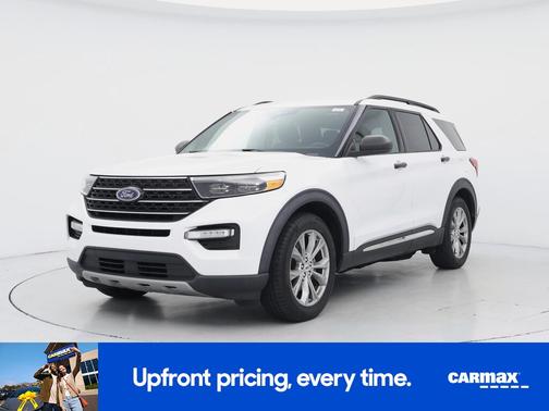 White 2020 Ford Explorer XLT