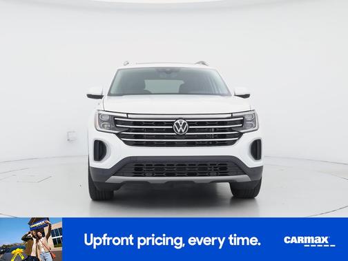 White 2025 Volkswagen Atlas SE w/Tech