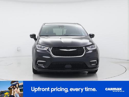 Black 2025 Chrysler Pacifica Select
