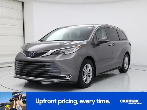2022 Toyota Sienna Limited