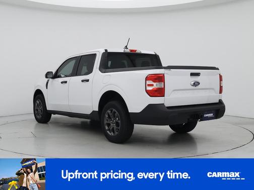White 2024 Ford Maverick XLT