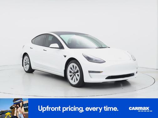 White 2022 Tesla Model 3