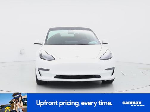 White 2022 Tesla Model 3