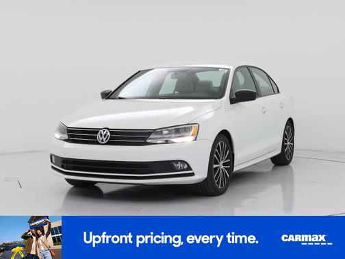 White 2015 Volkswagen Jetta Sport