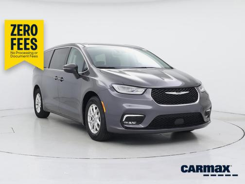 Gray 2023 Chrysler Pacifica Touring L
