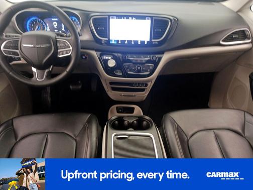 Gray 2023 Chrysler Pacifica Touring L