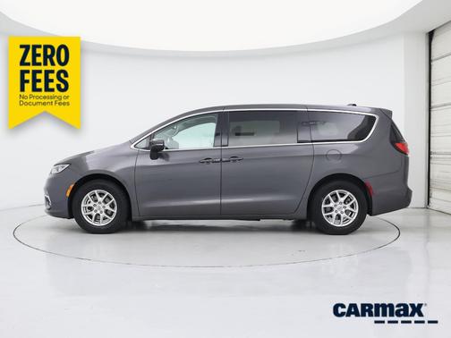 Gray 2023 Chrysler Pacifica Touring L