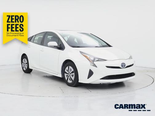 White 2017 Toyota Prius Four