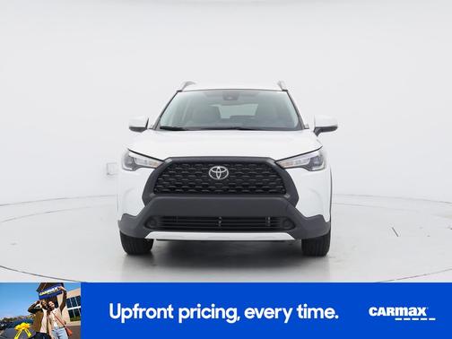 White 2022 Toyota Corolla Cross LE