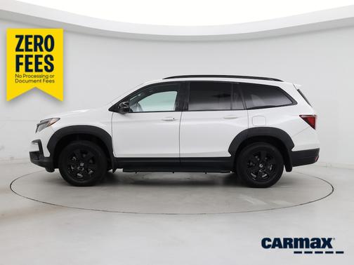 White 2022 Honda Pilot Trailsport