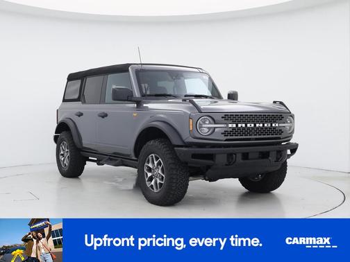 Gray 2024 Ford Bronco Badlands