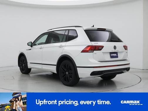 White 2022 Volkswagen Tiguan SE R-Line Black