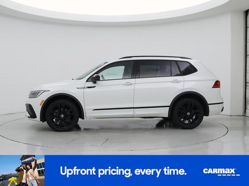 White 2022 Volkswagen Tiguan SE R-Line Black