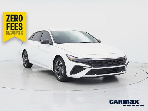 White 2025 Hyundai ELANTRA SEL Sport